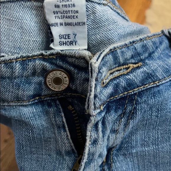 Wet Seal Jeans Distressed Light Wash Straight Jean - Picture 8 of 13